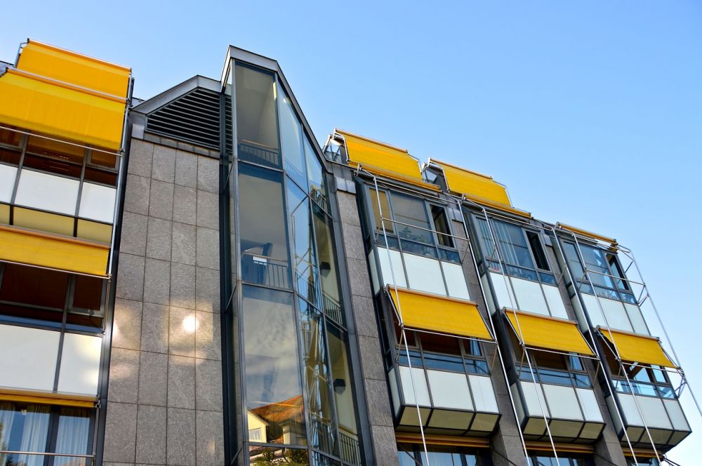 Solskjerming som gir komfort, kontroll og lavere strømregning